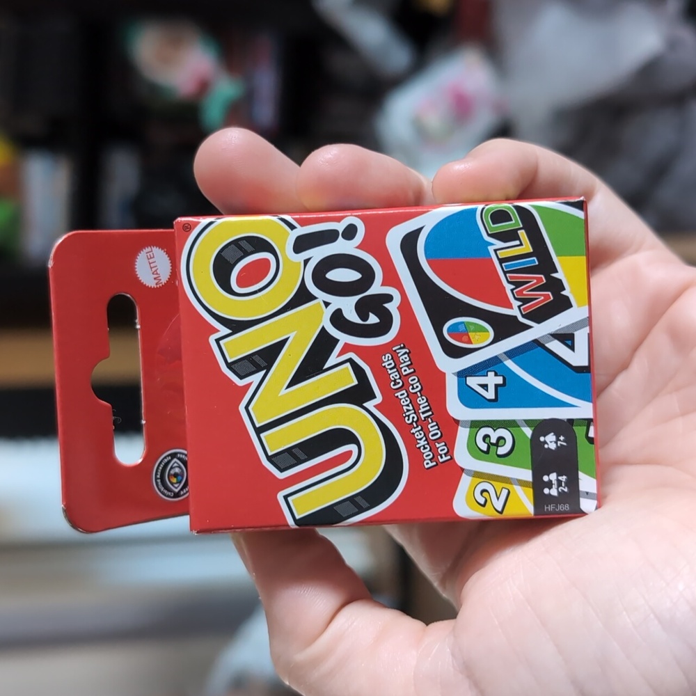 Uno go! Pocket-sized cards